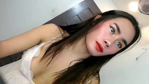 its_me_vanesa online show from 11.18.25