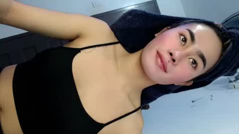 its_me_vanesa online show from 12.18.25