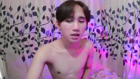 its_saya online show from 10.04.25