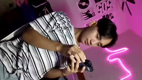 Snapshot of its_saya chatting on 06.15.26 its_saya online show from 06.15.26