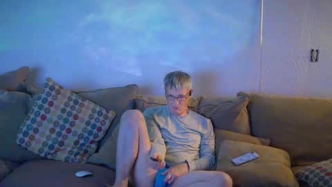 Snapshot of itsallaboutme68 chatting on 05.20.26 Just John online show from 05.20.26