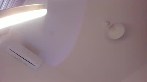 Isabella online show from 11.05.25