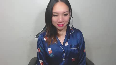 itsmehotqueen online show from 10.06.25