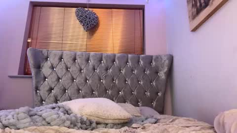 Lola online show from 12.06.24