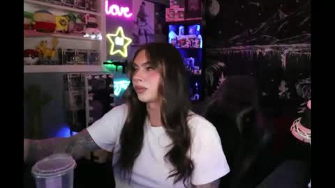 Snapshot of itsnickibabyy chatting on 01.31.25 Nicki Foxx online show from 01.31.25