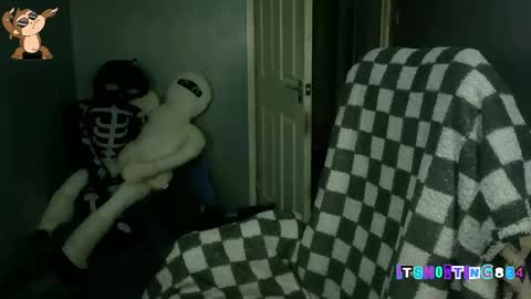    online show from 11.05.25