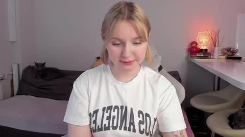 Snapshot of itsri chatting on 04.15.26 Ri online show from 04.15.26