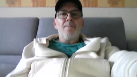 itunixx63 online show from 10.20.25