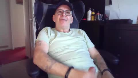 itunixx63 online show from 10.21.25