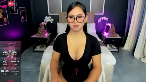 Snapshot of ivana_elise18 chatting on 08.05.26 HI NEW PRINCESS ELISE online show from 08.05.26