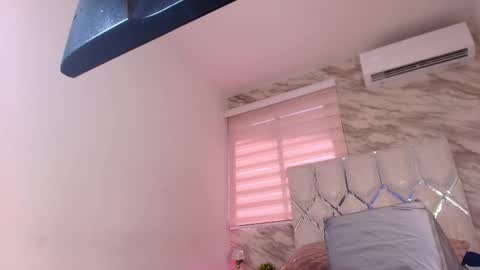 Snapshot of ivanna_vega_ chatting on 03.19.26 ivanna online show from 03.19.26
