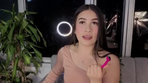 Ivanna West online show from 09.23.25