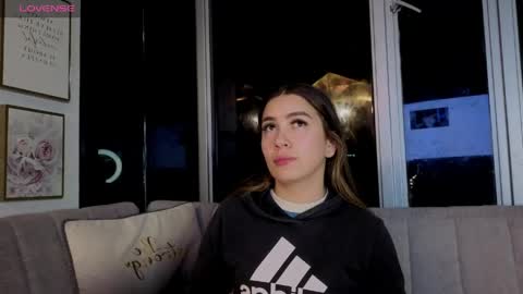 Snapshot of ivanna_west chatting on 04.21.26 Ivanna West online show from 04.21.26