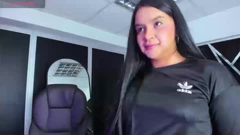 ivannaa18 online show from 09.19.25