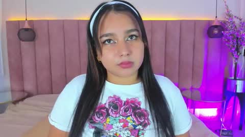 Ivanna online show from 10.17.25