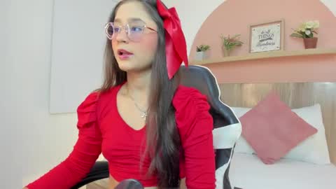 I V E T T E online show from 04.17.26