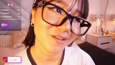 Snapshot of ivi_aiko chatting on 05.27.26 Ivi online show from 05.27.26