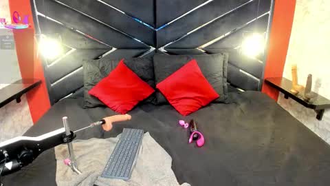 Snapshot of ivisbouncyass chatting on 01.18.26 Ivis online show from 01.18.26