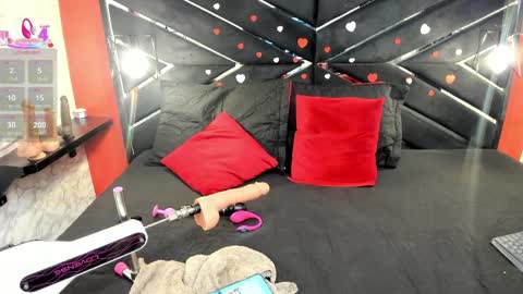 Ivis  online show from 04.04.26