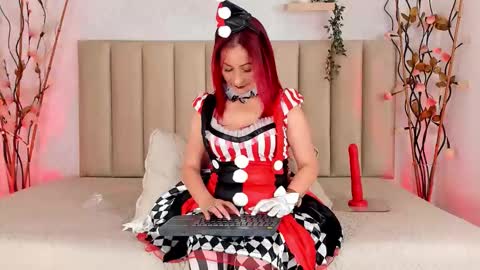 Ivone Adams online show from 10.31.25