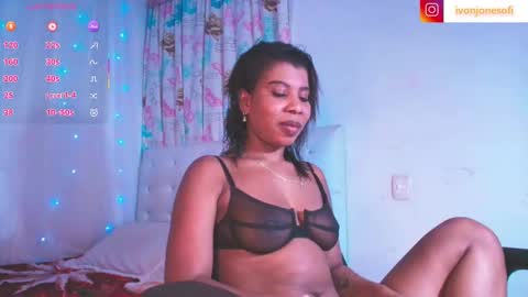  Ivon  Miss Jones  online show from 11.26.25