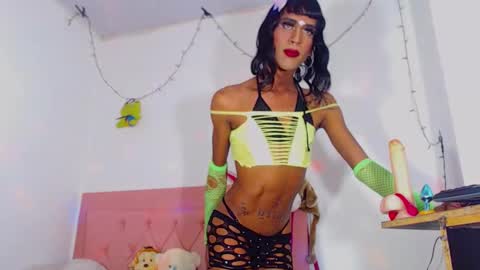 ivonneth online show from 03.25.26