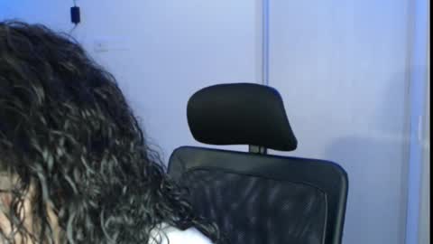 ivonny111 online show from 10.17.25