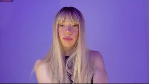 Ivonny online show from 11.28.25