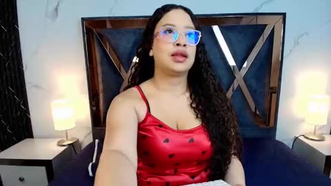 Snapshot of ivonygarciia chatting on 02.13.26 ivonygarciia online show from 02.13.26