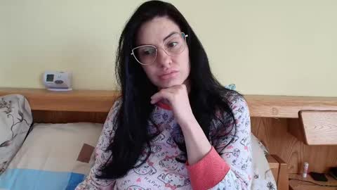 Snapshot of ivoryorchid chatting on 04.26.26 Ivory online show from 04.26.26