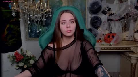 ivorywood_ online show from 10.21.25