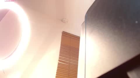 Snapshot of ivy_gail chatting on 03.09.25 IVY online show from 03.09.25