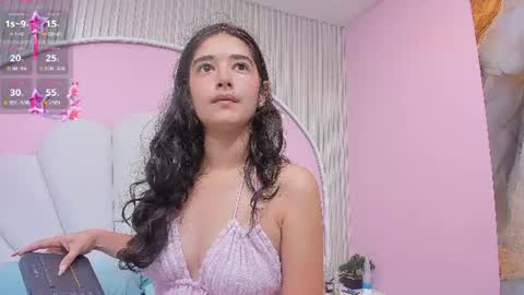 Snapshot of ivy_petit chatting on 06.21.26 Ivy petit online show from 06.21.26