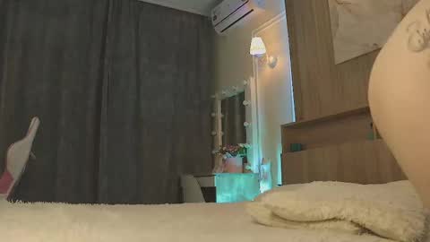 Ivy online show from 03.02.25