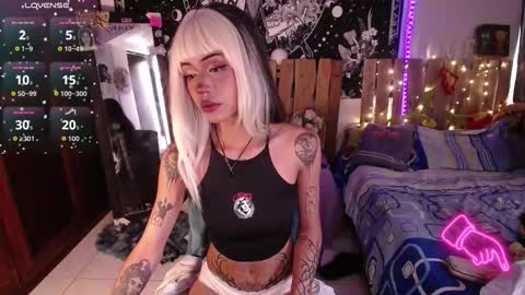 Ivy bank   online show from 11.19.25