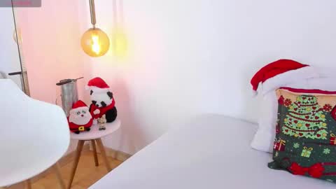 Ivy  online show from 12.05.25