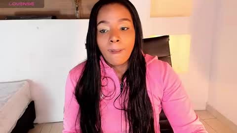 i v y  b l i s s online show from 01.19.25