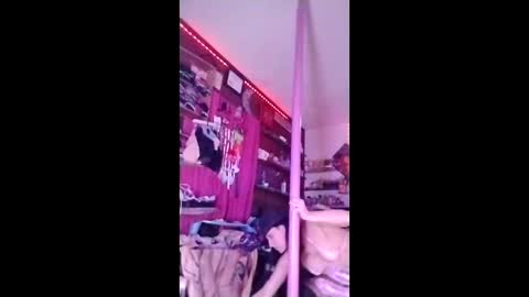 Snapshot of ivyjennifer366 chatting on 02.27.26 ivyjennifer366 online show from 02.27.26