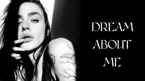 Snapshot of ivyjonson chatting on 12.28.24 Miss Ivy online show from 12.28.24