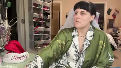 Ivy Minxxx online show from 12.25.24