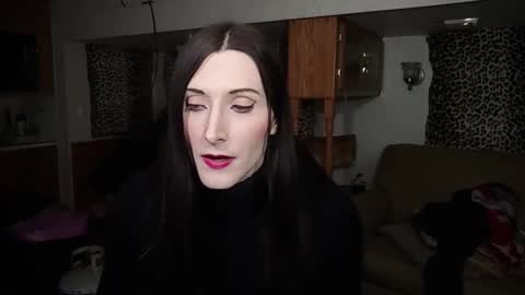 IvyRose499 online show from 01.25.25