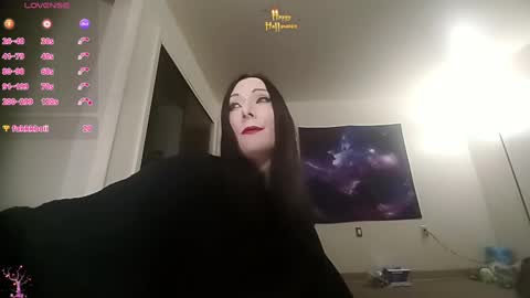 IvyRose499 online show from 10.26.25