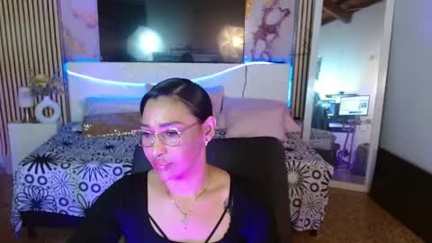 Snapshot of ivyshine7 chatting on 05.27.26 ivyshine7 online show from 05.27.26