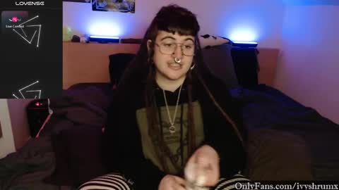 Ivy ShrumX online show from 01.05.25