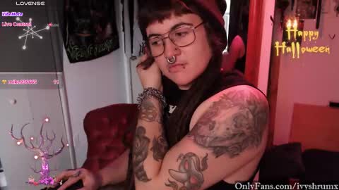 Ivy ShrumX online show from 10.16.25