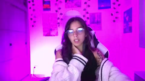 Snapshot of ivystone_ chatting on 03.04.26 Ivy online show from 03.04.26