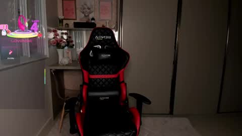 Ivvy online show from 10.17.25