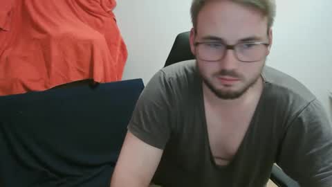 Snapshot of iwantfucknow chatting on 12.02.25 iwantfucknow online show from 12.02.25