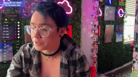 Muse hethey online show from 12.31.24