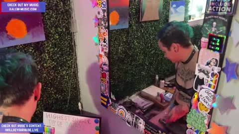 Muse hethey online show from 09.18.25